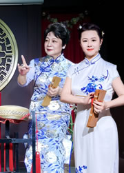 黄玲玲、张自卫